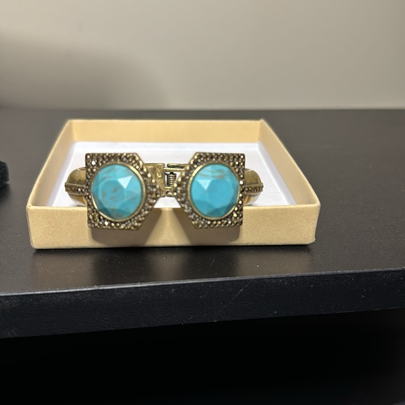 LUCKY BRAND turquoise and gold bracelet - Picture 3 of 10